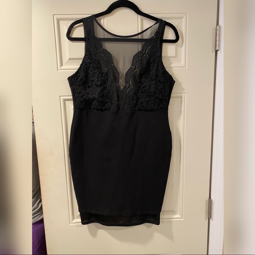 Like new LBD🖤